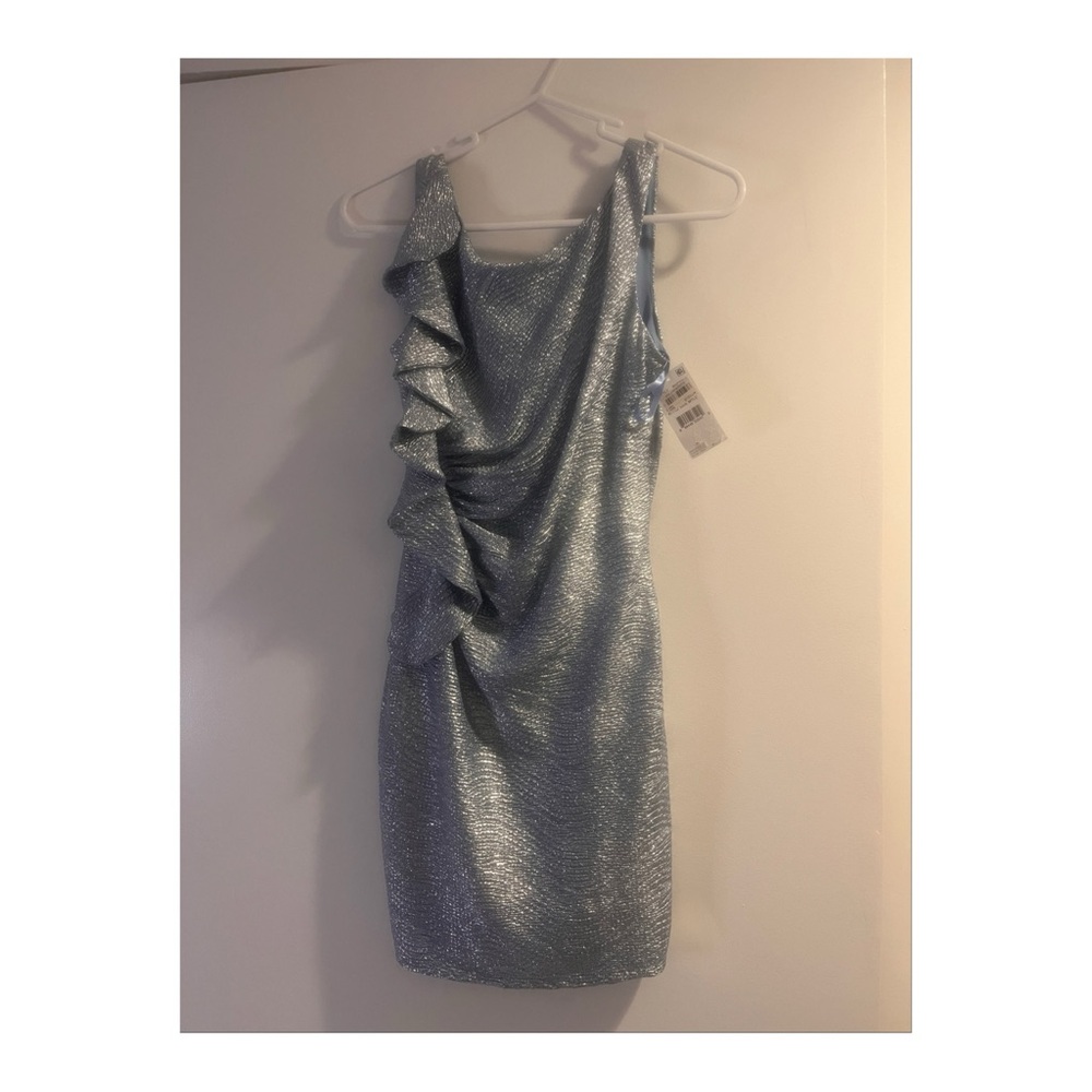 ✨ NWT Metallic Silver-Blue Ruffle Cocktail Dress – Size Small ✨